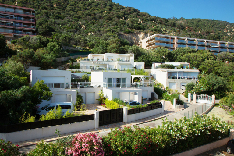 Exterior & Views 2, Hôtel La Pinède, Corse-du-Sud