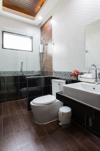 Bathroom 4, PB Pool Villa, Mueang Krabi