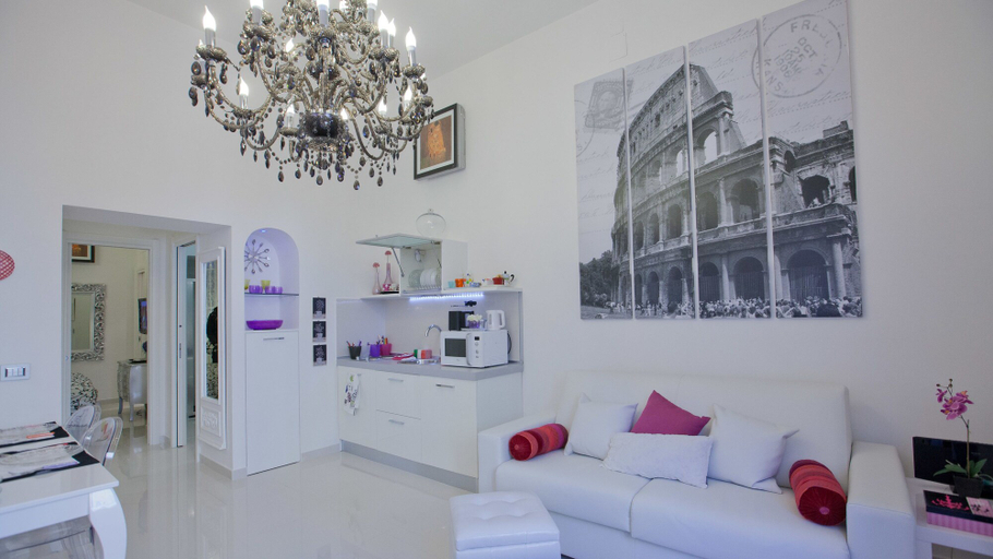 Living area 5, Rental in Rome Parma, Roma