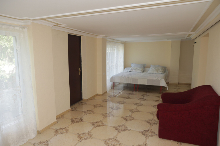 Bedroom 2, Guest House Caucasus, Tkibuli