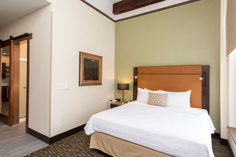 Bedroom 3, Homewood Suites by Hilton Indianapolis-Downtown, Indianapolis