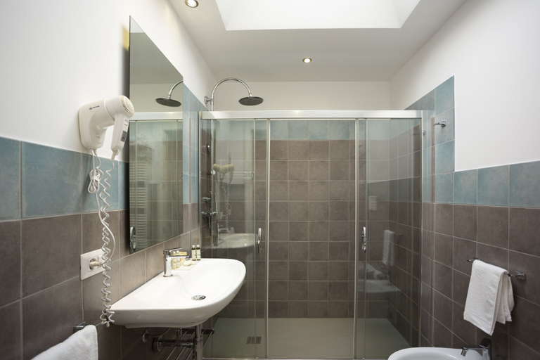 Bathroom 4, Podere40 Country Hotel, Lecce