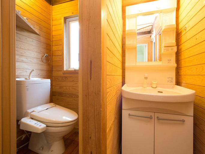 Bathroom, Sun Ishigaki no Yado, Ishigaki