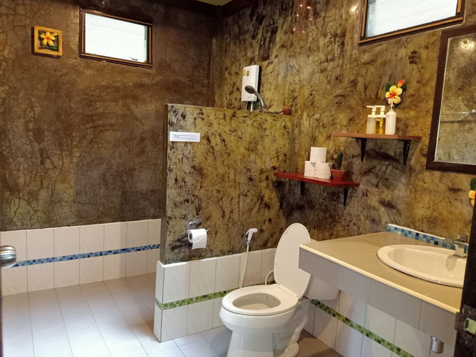 Bathroom 3, Baan Moonchan, Ko Phangan