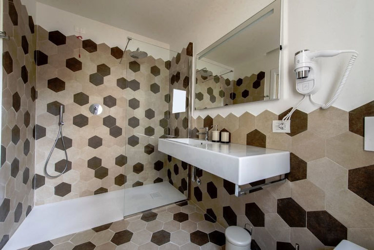 Bathroom 3, Casa Ercoli, Florence