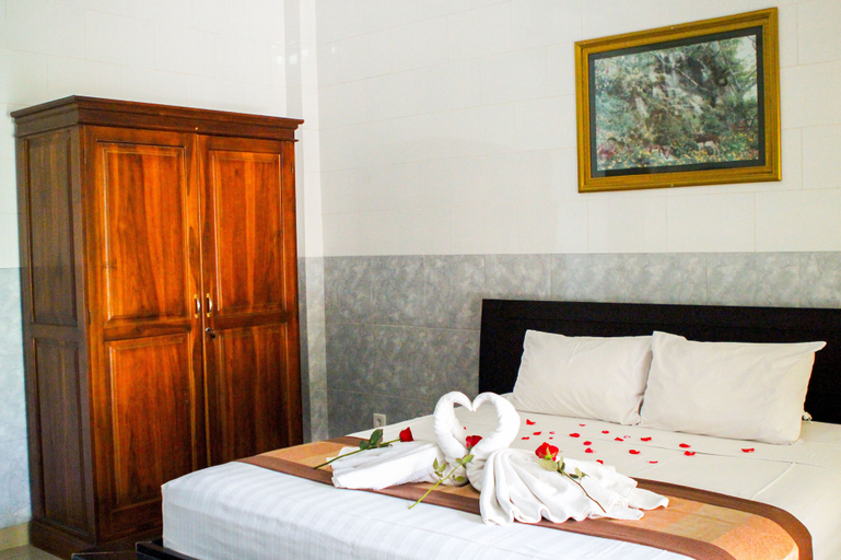 Bedroom 9