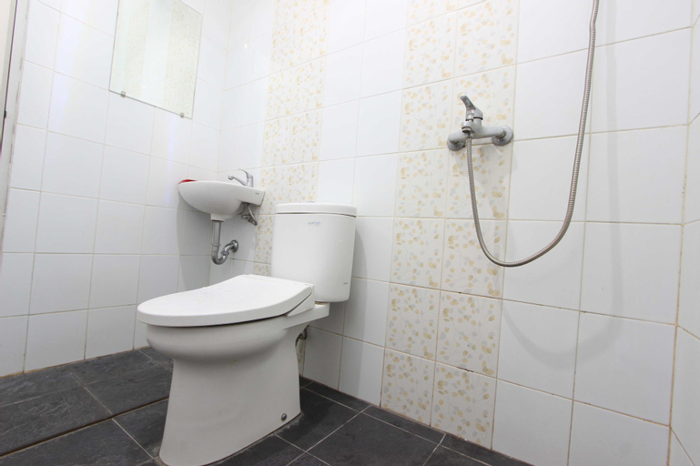 Bedroom 3, RedDoorz Plus near RS UGM, Sleman