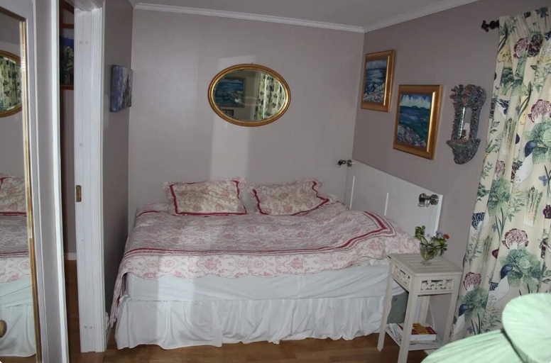 Bedroom, StayPlus Holiday Apartment With Patio, Kristiansand