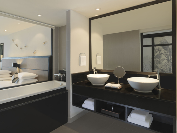 Bathroom 5, Hyatt Regency Phuket Resort, Pulau Phuket