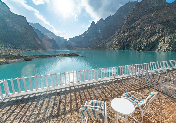 Sport & Beauty 3, Luxus Hunza Attabad Lake Resort, Northern Areas
