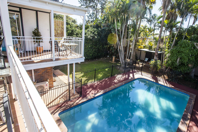 Sport & Beauty 5, Ainslie Manor Guests House, Redcliffe-Scarborough