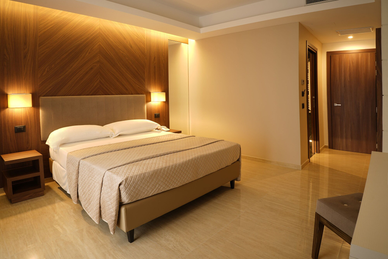 Bedroom 3, Bellavista, Napoli