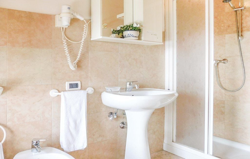 Bathroom, Ca' Amedeo, Treviso