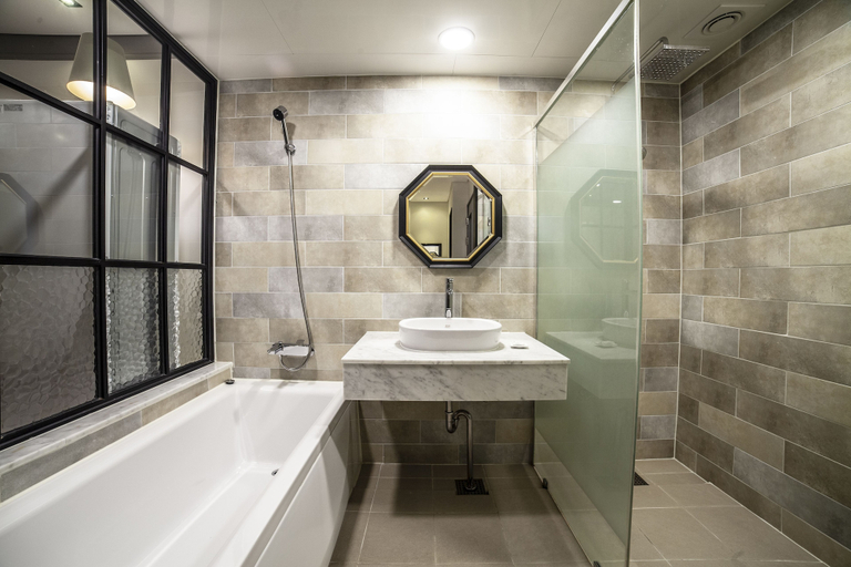 Bathroom 4, Hotel Stay 53, Gwangsan