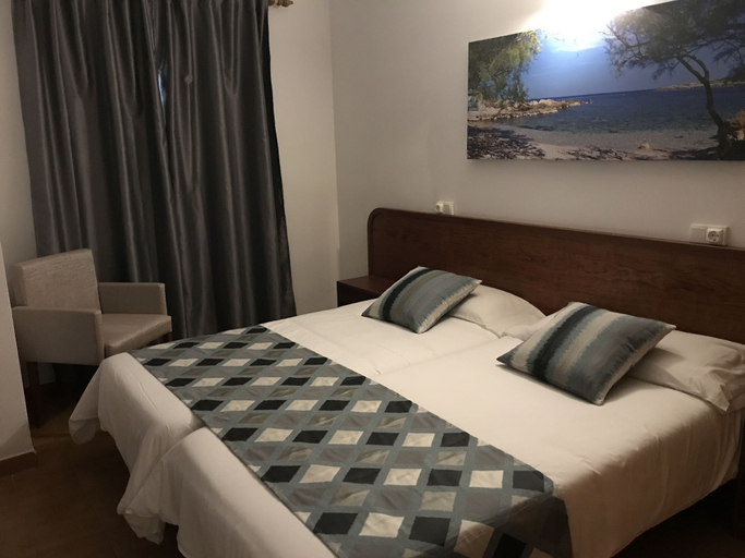 Bedroom 3, R2 Cala Millor, Baleares