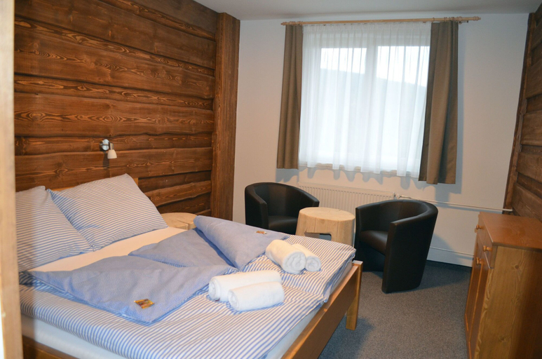 Bedroom 2, Hotel Kristian, Prachatice