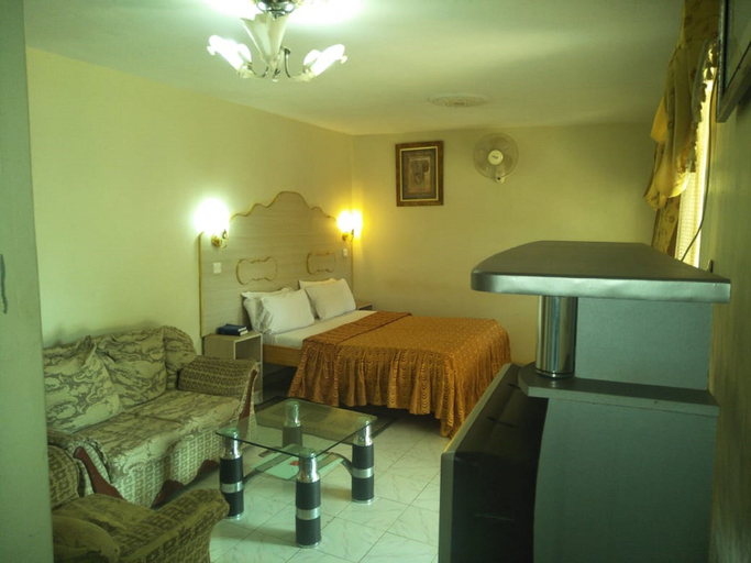 Bedroom 2, Owoods Annex Hotel, Mwea