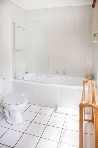 Bathroom 4, Feather Nest Guest House, Eden