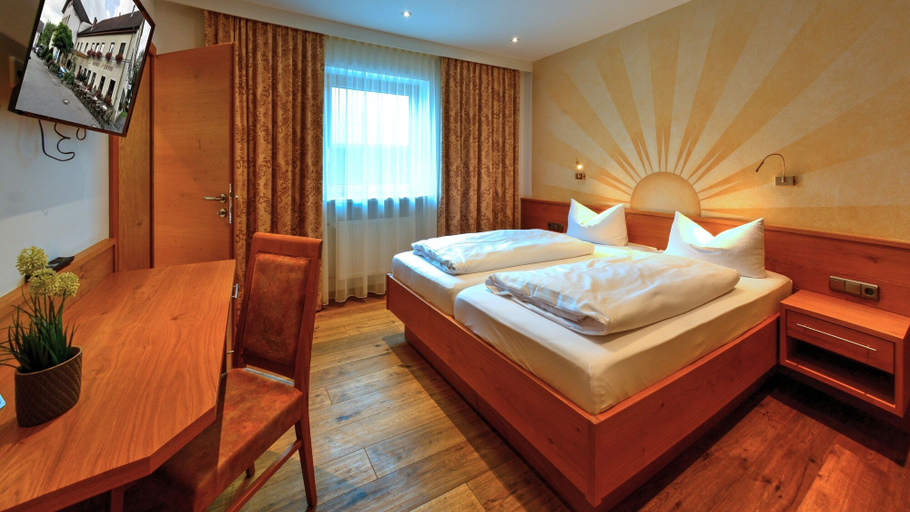 Bedroom 3, Zur Post Gasthof, Weilheim-Schongau
