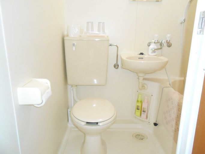 Bathroom 4, Jouya, Ishigaki