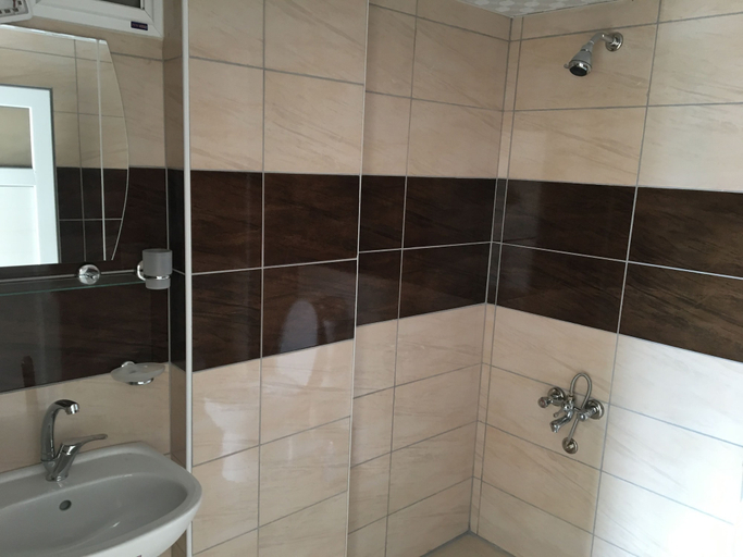 Bathroom 2, Mimoza Pansiyon, Antalya