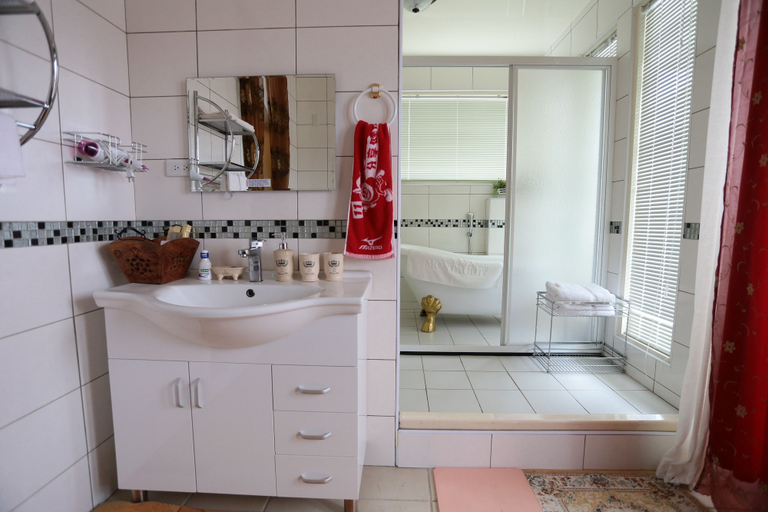 Bathroom 5, Aria2 home, Hualien
