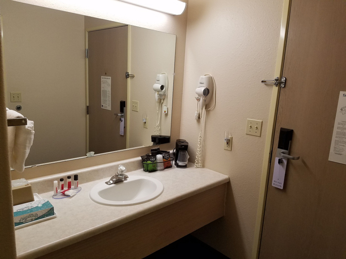 Bathroom 4, Simple Rewards Inn, Texas