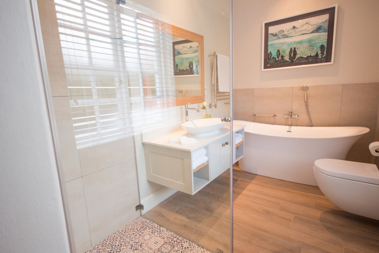 Bathroom 3, Exquisite Cottage 20, Eden