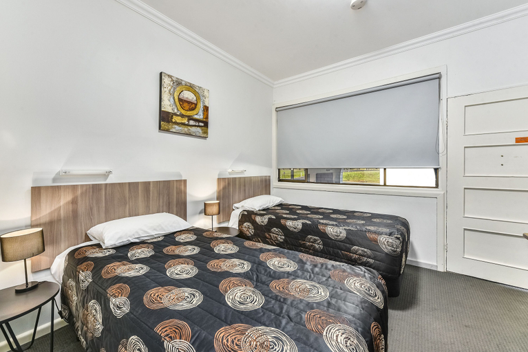 Bedroom 3, Rest Motels Naracoorte, Naracoorte Lucindale