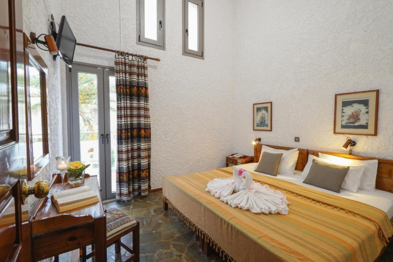 Bedroom 3, Flamingos Hotel by GHH, Crete