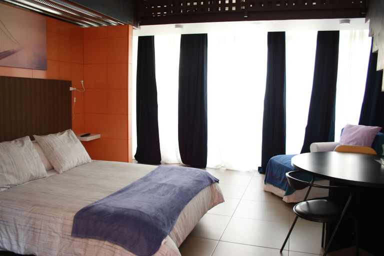 Bedroom 4, B&B Domus Atilia, Valencia