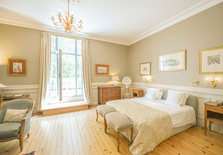 Bedroom 3, Chateau Grattequina, Gironde