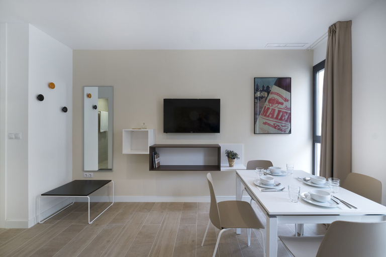 Others 5, Apartamentos Maier, Cádiz