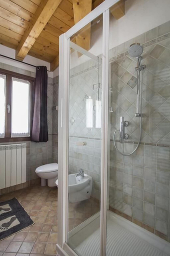 Bathroom 2, Veranda House, Brescia