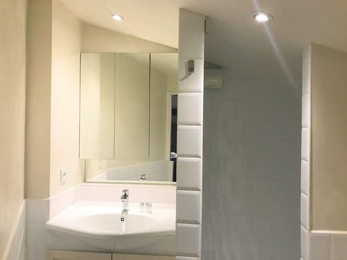 Bathroom 4, counts 65, Wien
