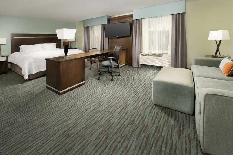 Bedroom 3, Hampton Inn & Suites Schererville, Lake