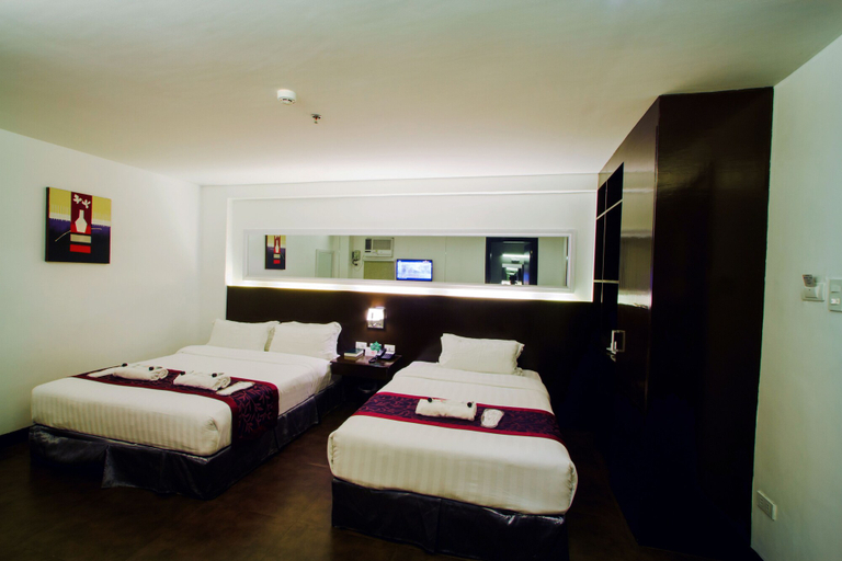 Bedroom 4, Hotel Fina, Tabaco City