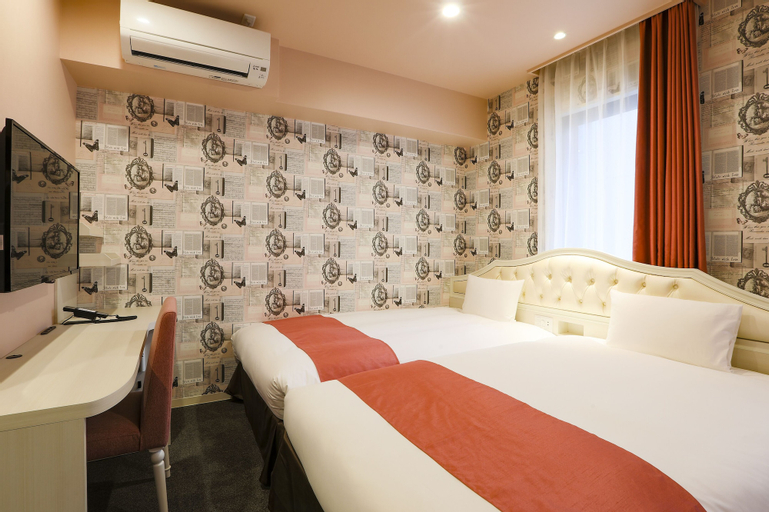 Bedroom 18