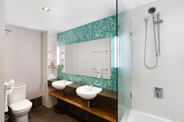 Bathroom 5, The Boathouse Apartments, Whitsunday