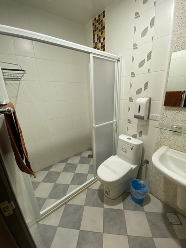 Bathroom 5, Happy Life Hostel, Taitung