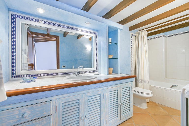 Bathroom 4, Villa Tramuntana Bunyola, Baleares