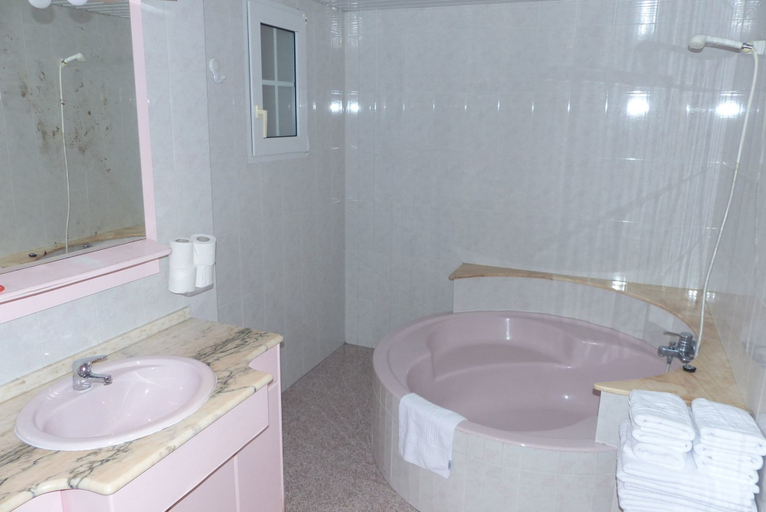 Bathroom, Aparthotel Sole Bello, Alicante
