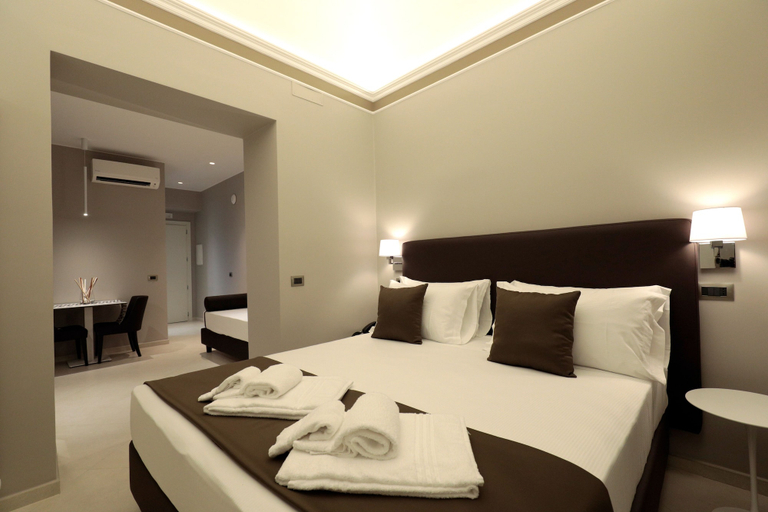 Bedroom 4, Etnea Style Catania Comfort Rooms, Catania