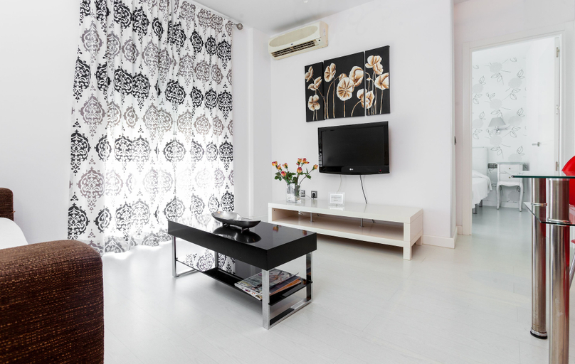 Others 5, Apartamentos Abril, Málaga