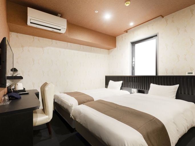 Bedroom 14