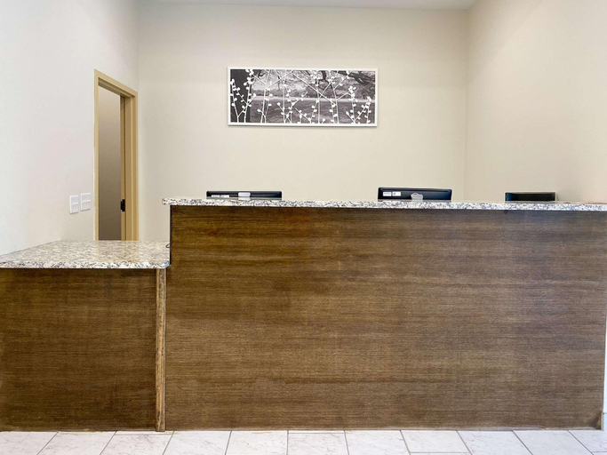 Public Area 2, Sleep Inn & Suites - Coliseum Area, Guilford