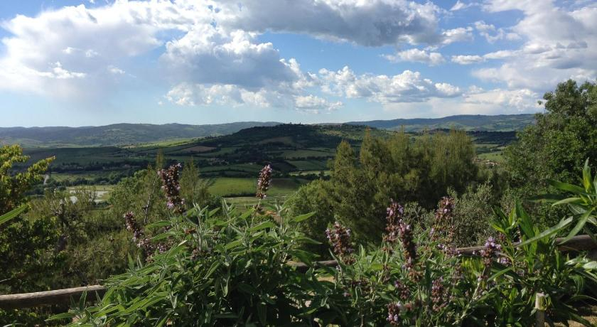 Exterior & Views 5, Le Querciolaie Monte Cavallo - upper apartment, Grosseto