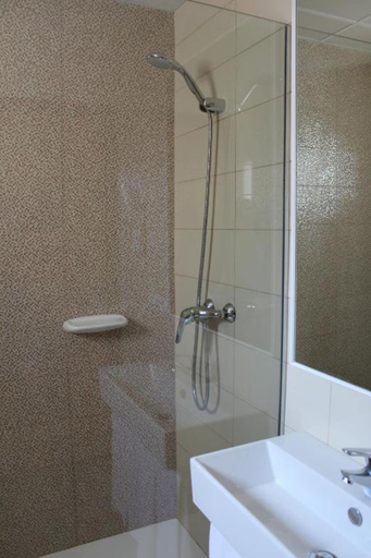 Bathroom 4, R2 Cala Millor, Baleares
