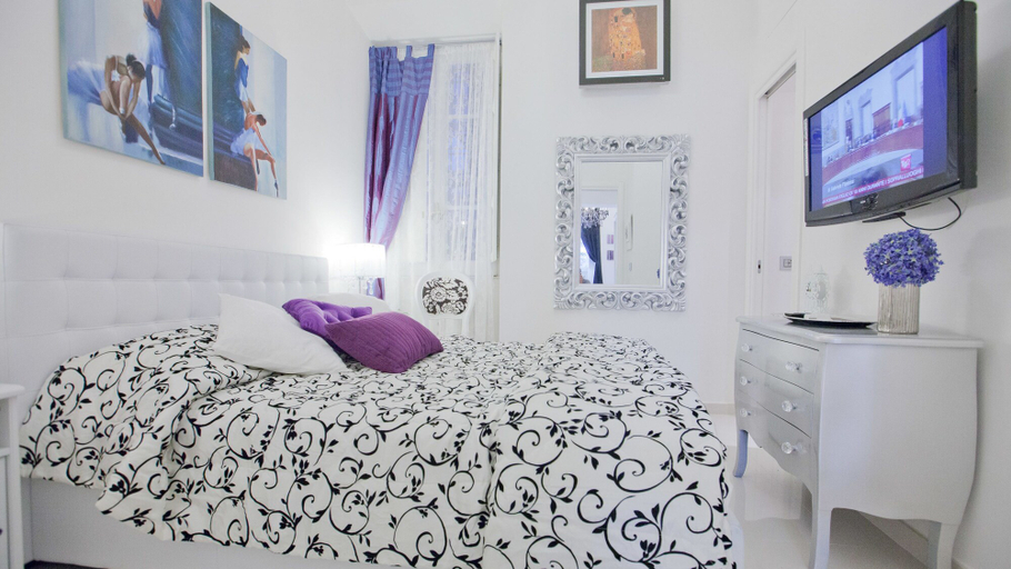 Room 2, Rental in Rome Parma, Roma