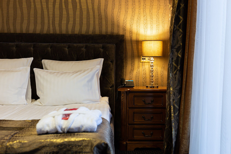 Bedroom 2, VIP-Aparts Bukovel, Nadvirnians'kyi